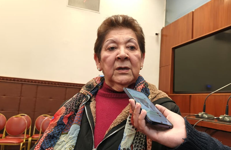 Polémica por los certificados: reclaman investigar la “red delictiva” y cuestionan la difusión de docentes señalados