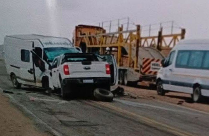Tragedia en la Ruta 52: una mujer murió y cinco personas resultaron heridas en un choque frontal