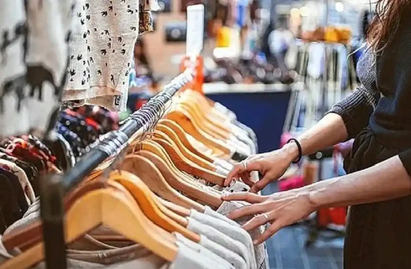 Siete meses en caída: Las ventas minoristas no repuntan y durante julio hubo un retroceso de 2,1%