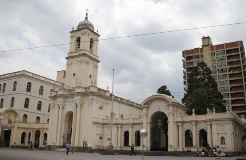 Preocupa el estado de la Catedral de Jujuy: detectan daños estructurales y proyectan una restauración integral de al menos dos años