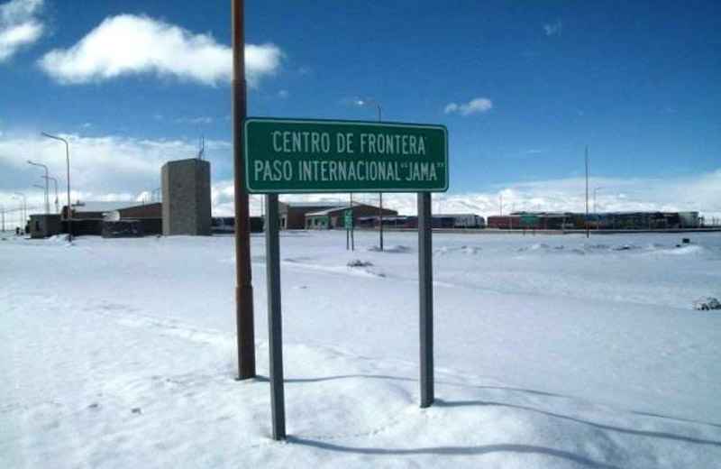 El Paso de Jama sigue cerrado por la intensa nevada en Chile