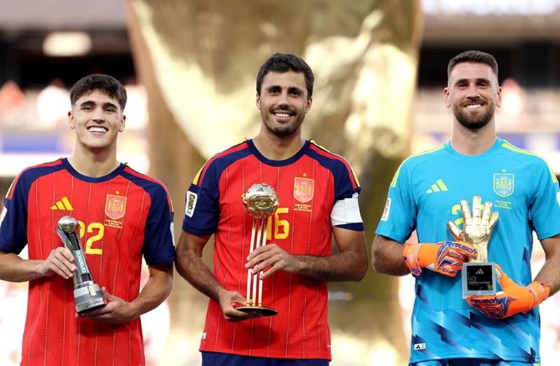 Rodri, Cubarsí, Simón y Kylian Mbappé se llevaron los premios en el cierre de la Copa Mundial de la FIFA 2026