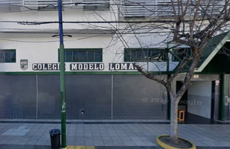Allanan a cuatro estudiantes por generar con IA fotografías de sus compañeras desnudas investigan a un adulto