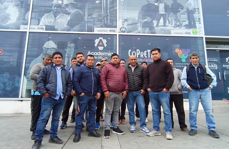 Choferes de colectivos de Jujuy reclamaron una mejora salarial igual que el AMBA
