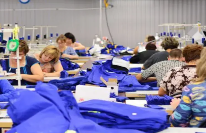 La industria textil profundiza su crisis: la actividad cayó 22,6% y se perdieron más de 28.000 empleos