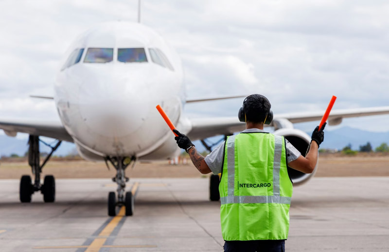 Regreso de JetSMART: nueva conexión diaria con una capacidad de 186 pasajeros entre Jujuy y Buenos Aires