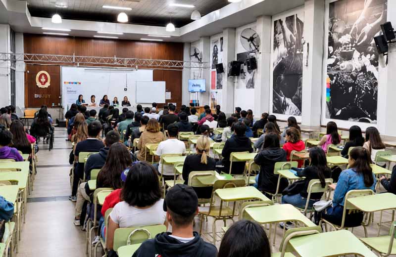 Docentes y nodocentes de la UNJu convocan a un paro y exigen que se cumpla la Ley de Financiamiento Universitario