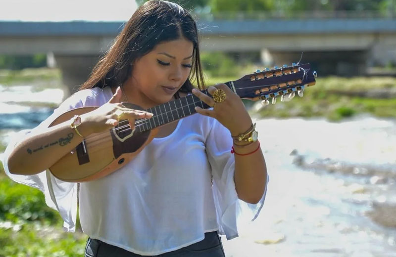 La cantante Tati Domínguez representará a Jujuy en la visita de León XIV