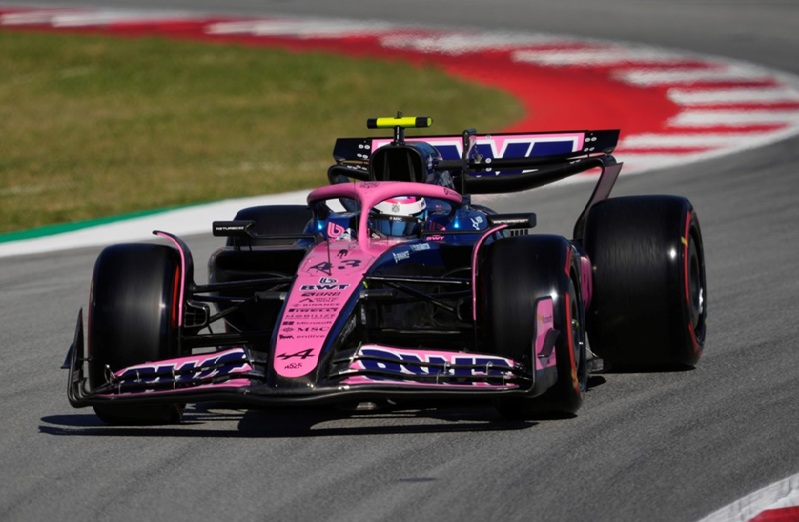 En zona de puntos: Colapinto largará 9° en el Gran Premio de Barcelona tras una buena clasificación
