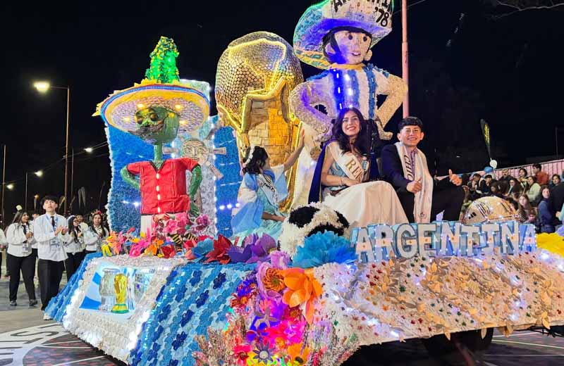 FNE 2026: este sábado 84 instituciones desfilarán con carrozas y carruajes en Ciudad Cultural