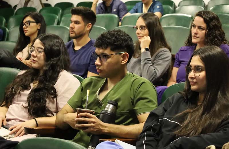 Salud abrió el 2° Concurso Provincial de Residencias en Ciencias de la Salud 2026