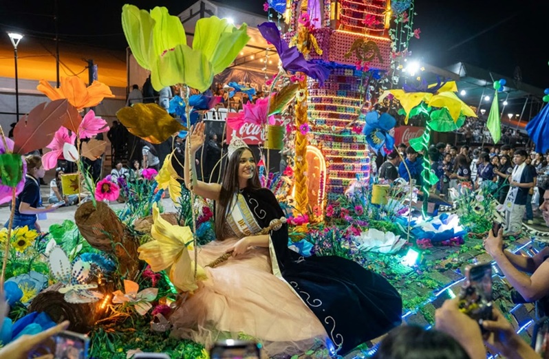 ¡Hasta el año que viene!: La tradicional Fiesta de los Estudiantes finalizó con la entrega de premios 